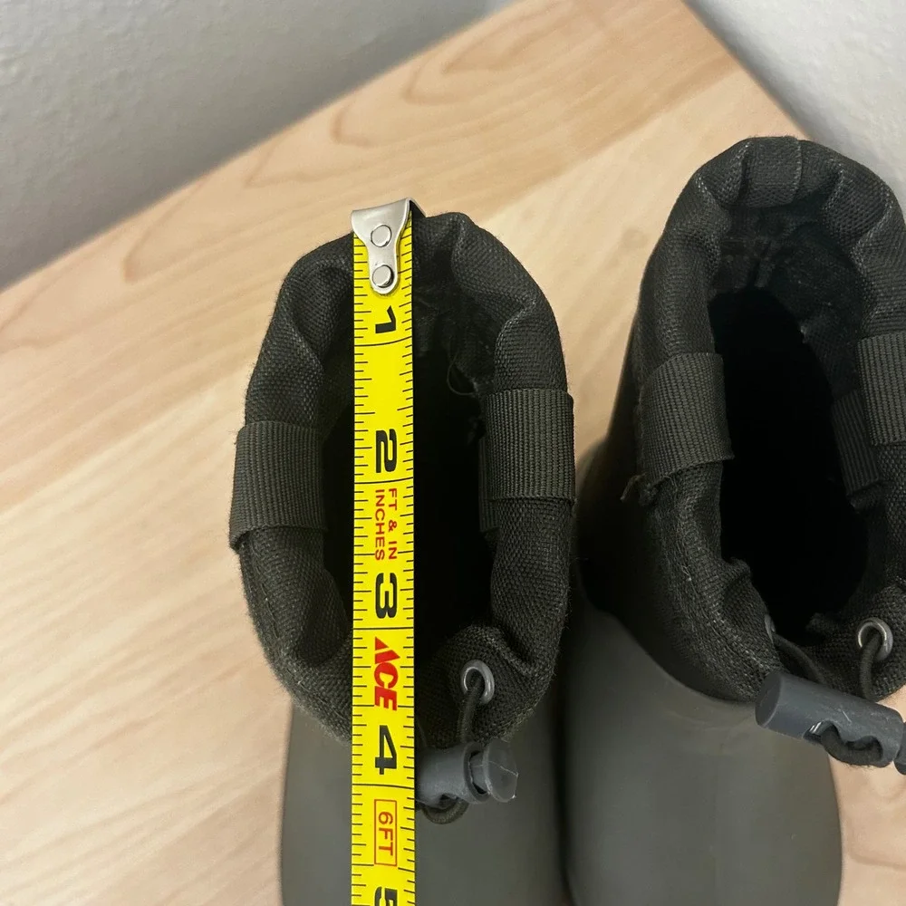 Cat & Jack Toddler Size 7 Olive Green Black Waterproof Rain Boots with Toggles